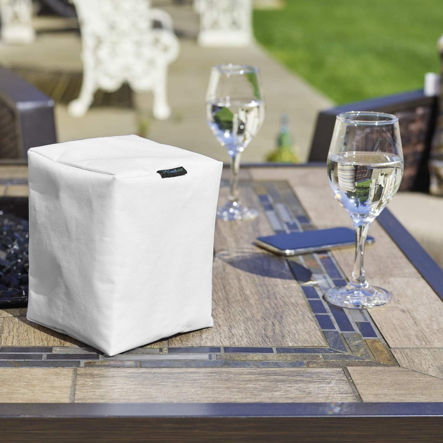 One White Waterproof Heavy Duty Outdoor Sonos Speaker Cover - Dust, Water & UV Protection for Your Sonos Play:1, Sonos One & Sonos One SL Speakers - Fits Wall Mounted Speakers